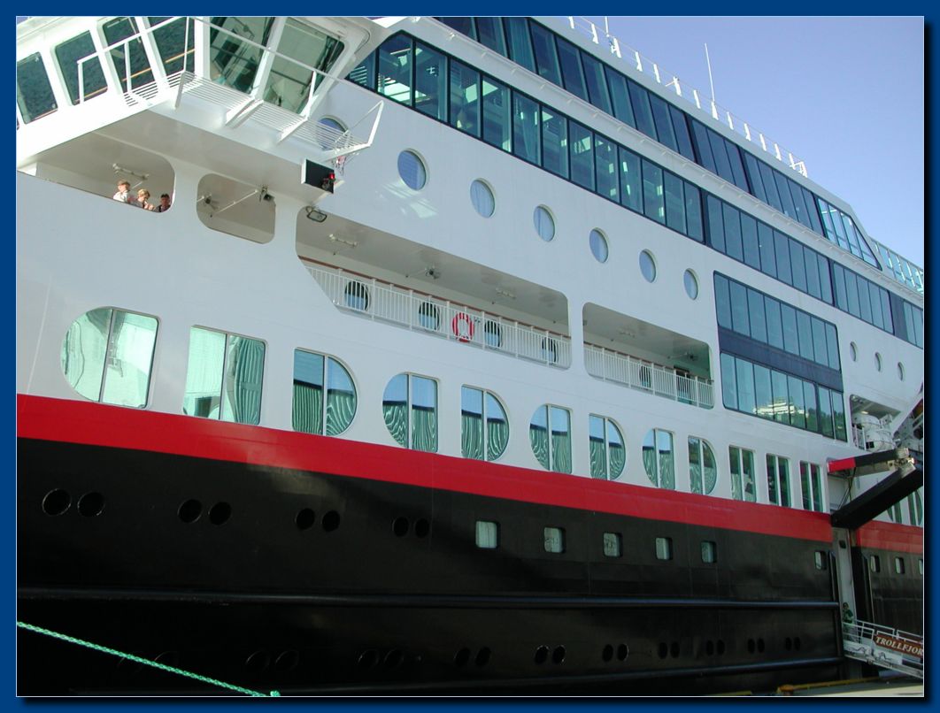 MS Trollfjord