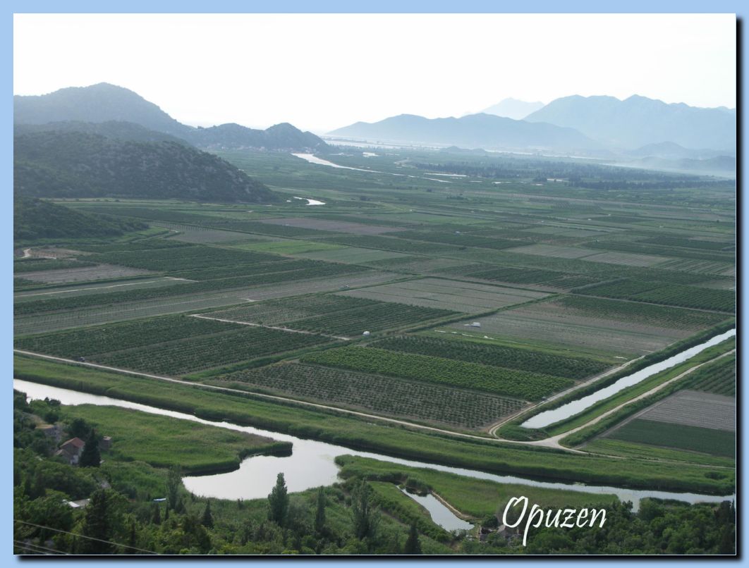 <b>Opuzen</b>